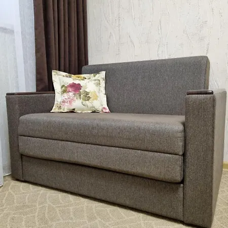 Tiptop Center 3* Chişinău